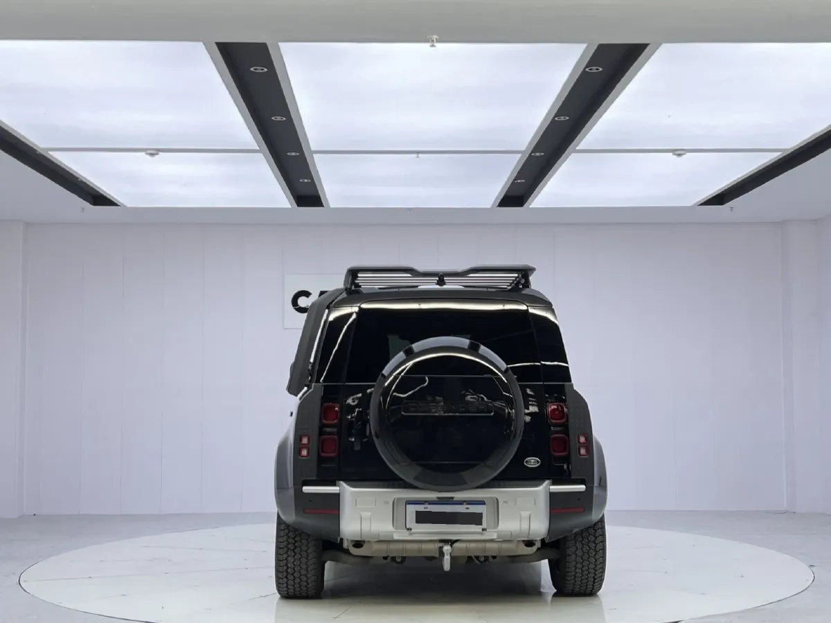 2024 Land Rover Defender 3.0T 400HP L6 8AT,autocango,china used car exporter,china ev exporter,chinese used car exporter,chinese used ev exporter