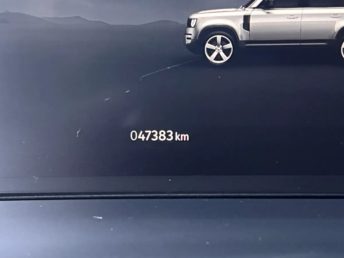 2024 Land Rover Defender 3.0T 400HP L6 8AT,autocango,china used car exporter,china ev exporter,chinese used car exporter,chinese used ev exporter