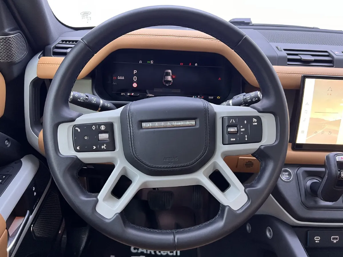 2024 Land Rover Defender 3.0T 400HP L6 8AT,autocango,china used car exporter,china ev exporter,chinese used car exporter,chinese used ev exporter