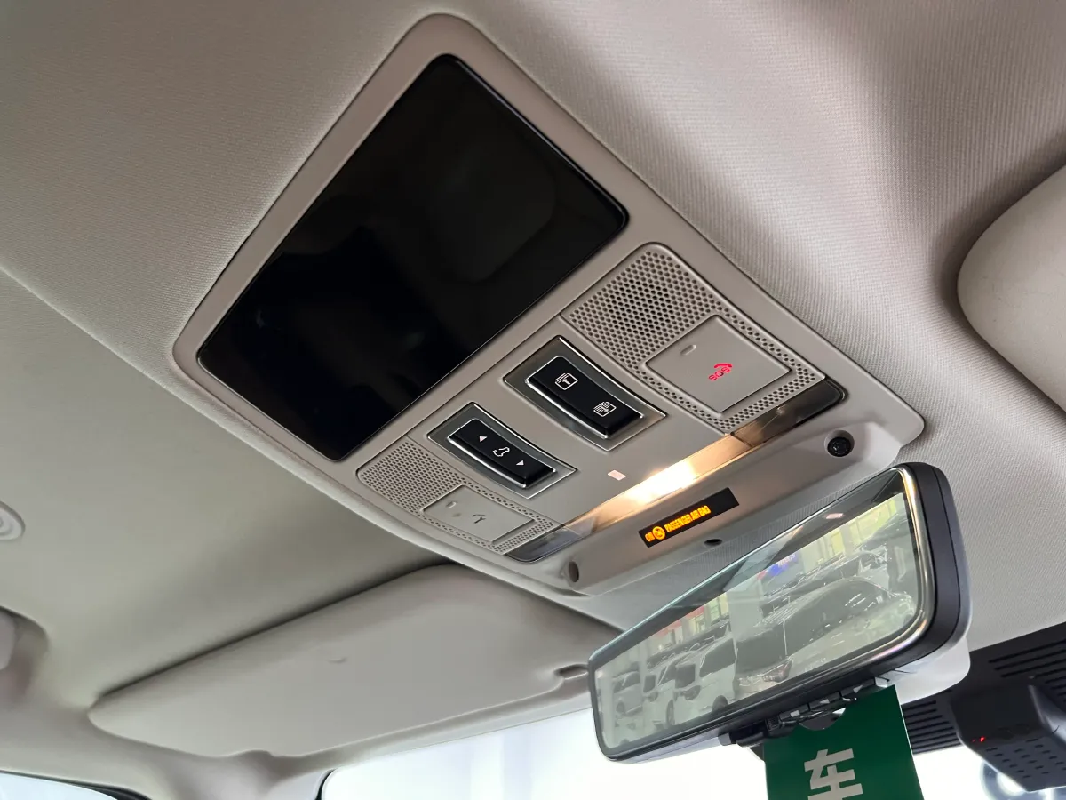 2024 Land Rover Defender 3.0T 400HP L6 8AT,autocango,china used car exporter,china ev exporter,chinese used car exporter,chinese used ev exporter