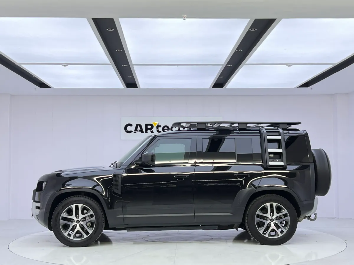 2024 Land Rover Defender 3.0T 400HP L6 8AT,autocango,china used car exporter,china ev exporter,chinese used car exporter,chinese used ev exporter