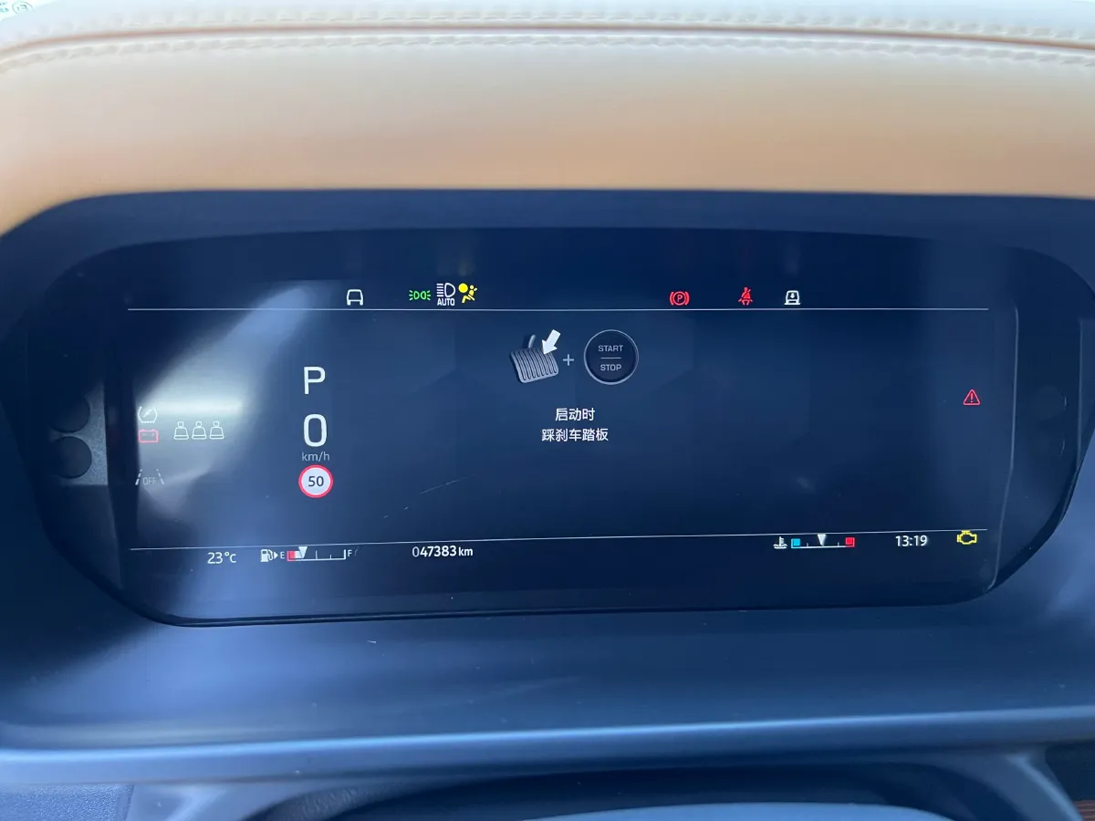 2024 Land Rover Defender 3.0T 400HP L6 8AT,autocango,china used car exporter,china ev exporter,chinese used car exporter,chinese used ev exporter