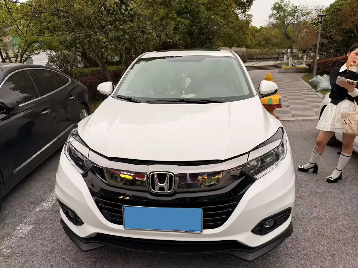 2020 Honda Vezel 1.5L 131HP L4 CVT,autocango,china used car exporter,china ev exporter,chinese used car exporter,chinese used ev exporter