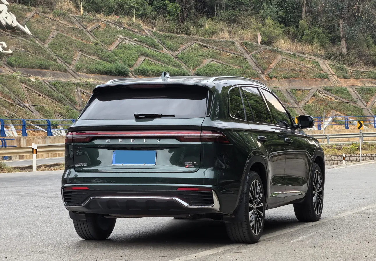 2025 Geely Monjaro 2.0T 238HP L4 8AT,autocango,china used car exporter,china ev exporter,chinese used car exporter,chinese used ev exporter