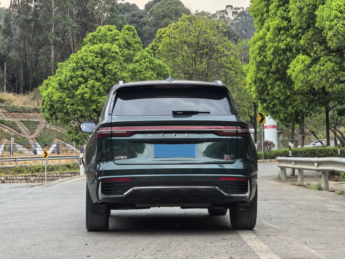 2025 Geely Monjaro 2.0T 238HP L4 8AT,autocango,china used car exporter,china ev exporter,chinese used car exporter,chinese used ev exporter