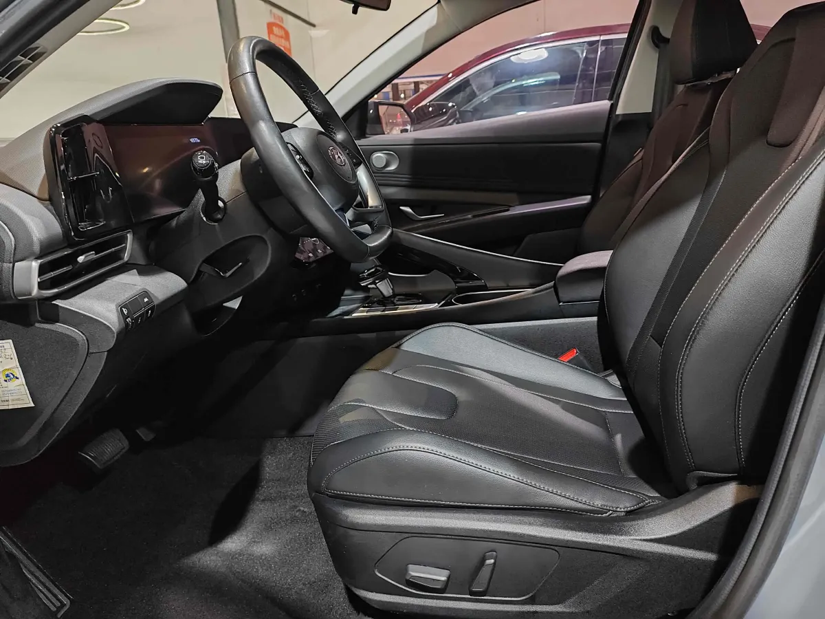 2021 Hyundai Elantra 1.5L 115HP L4 CVT,autocango,china used car exporter,china ev exporter,chinese used car exporter,chinese used ev exporter