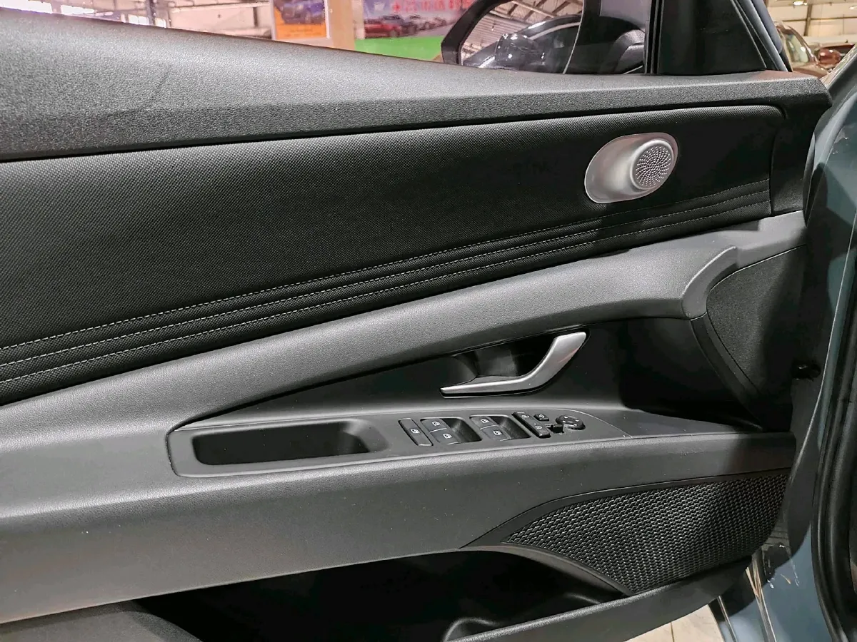 2021 Hyundai Elantra 1.5L 115HP L4 CVT,autocango,china used car exporter,china ev exporter,chinese used car exporter,chinese used ev exporter