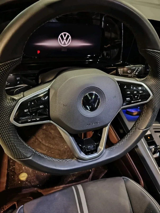 2023 Volkswagen Golf 1.4T 150HP L4 7DCT,autocango,china used car exporter,china ev exporter,chinese used car exporter,chinese used ev exporter