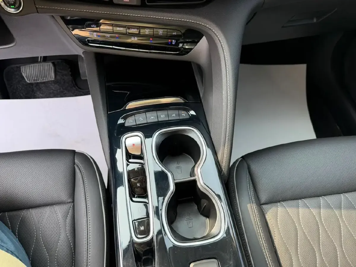 2020 Buick EnvisionS 2.0T 237HP L4 9AT,autocango,china used car exporter,china ev exporter,chinese used car exporter,chinese used ev exporter