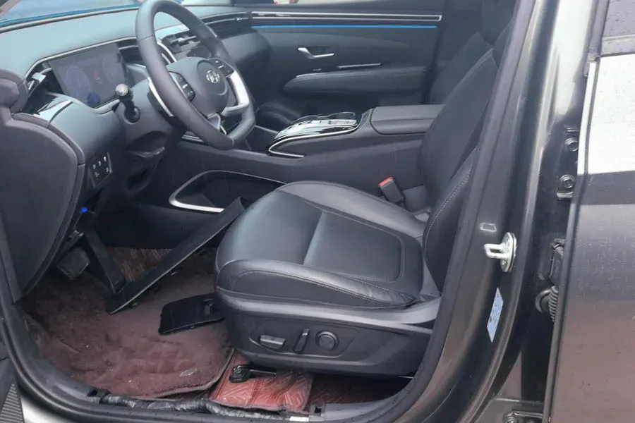 2023 Hyundai Tucson 1.5T 200HP L4 8AT,autocango,china used car exporter,china ev exporter,chinese used car exporter,chinese used ev exporter