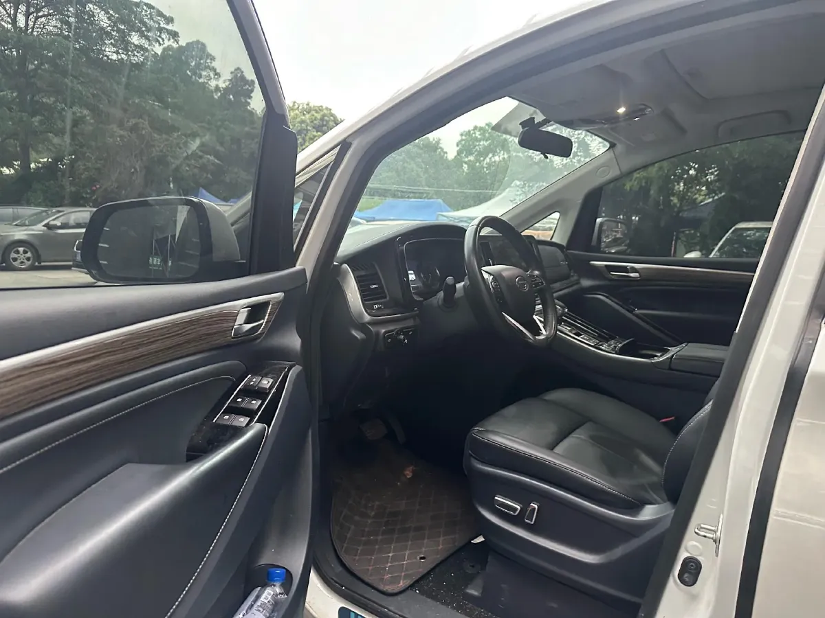 2023 GAC Trumpchi M8 2.0T 252HP L4 8AT,autocango,china used car exporter,china ev exporter,chinese used car exporter,chinese used ev exporter