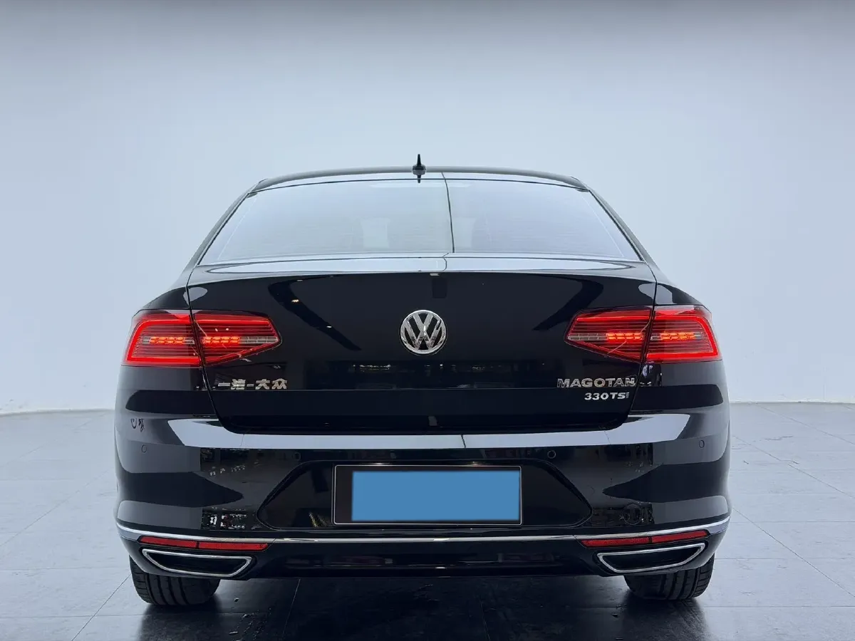 2019 Volkswagen Magotan 2.0T 186HP L4 7DCT,autocango,china used car exporter,china ev exporter,chinese used car exporter,chinese used ev exporter