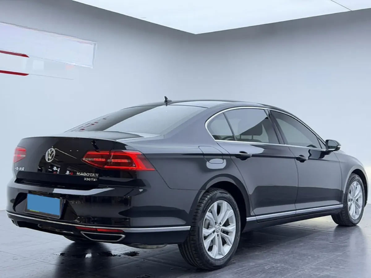 2019 Volkswagen Magotan 2.0T 186HP L4 7DCT,autocango,china used car exporter,china ev exporter,chinese used car exporter,chinese used ev exporter