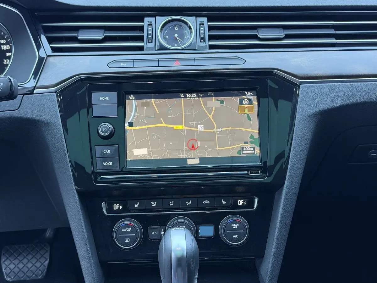 2019 Volkswagen Magotan 2.0T 186HP L4 7DCT,autocango,china used car exporter,china ev exporter,chinese used car exporter,chinese used ev exporter