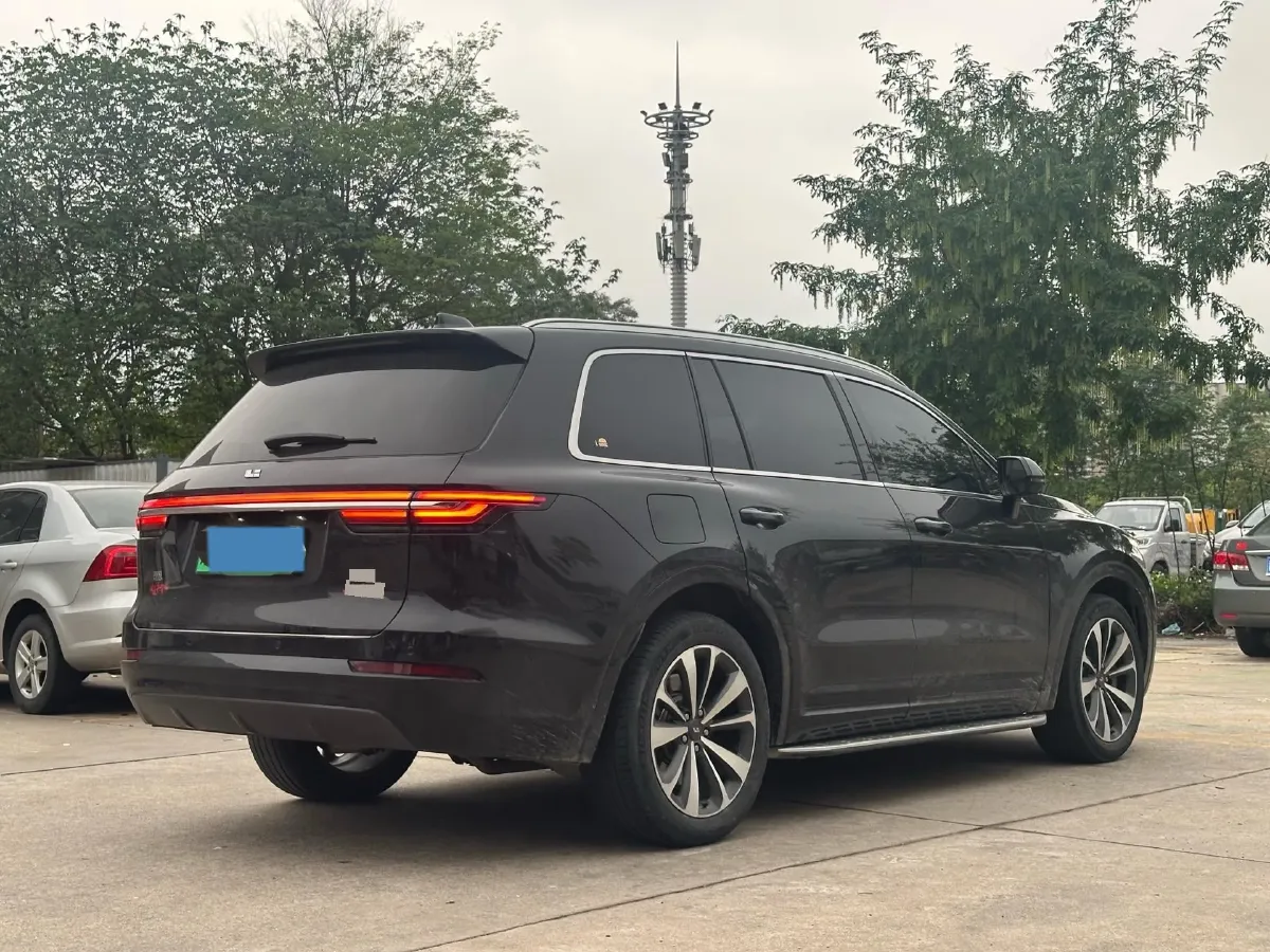 2021 Li ONE Range Extended 131HP REEV 40.5KWH,autocango,china used car exporter,china ev exporter,chinese used car exporter,chinese used ev exporter