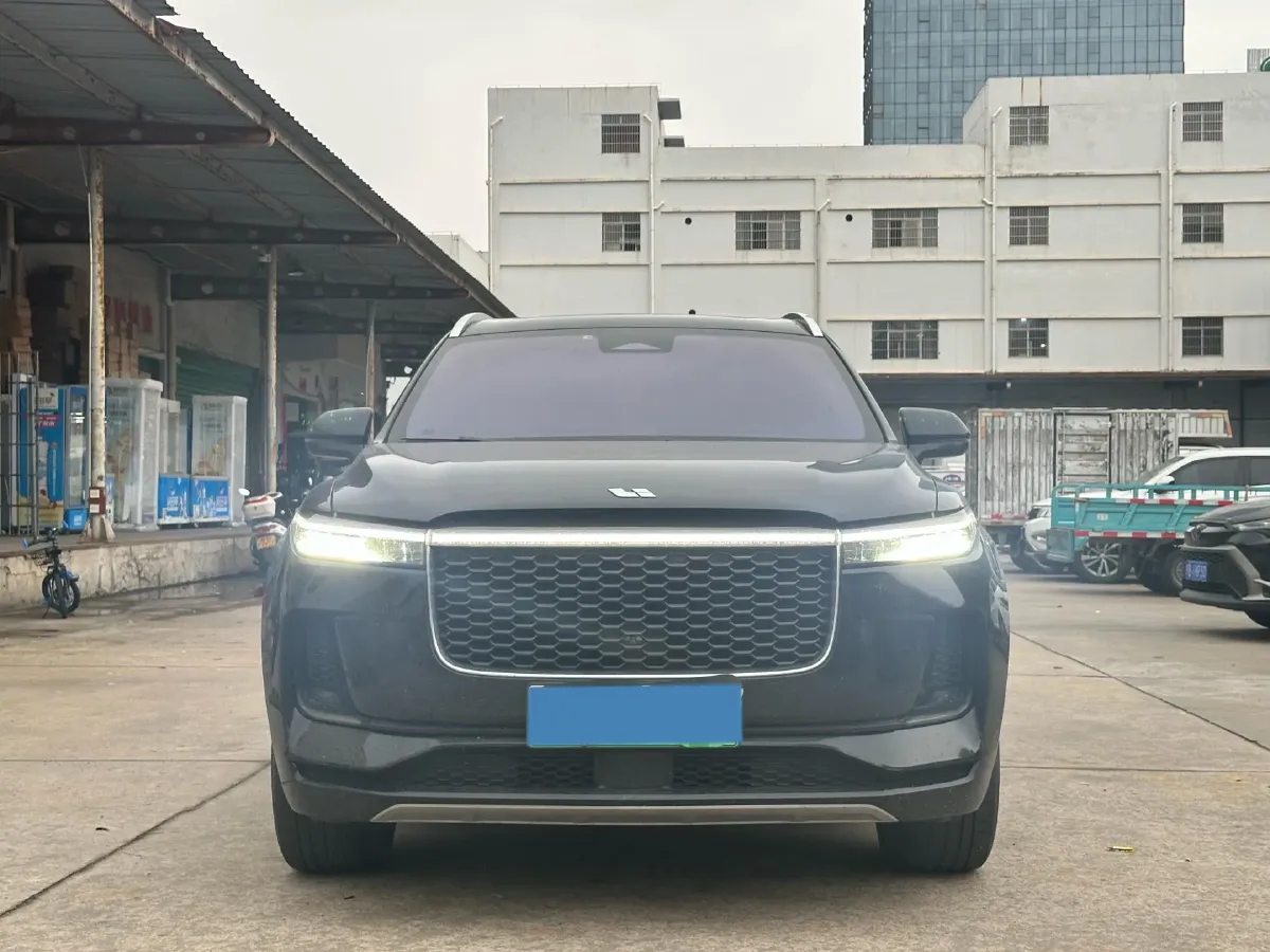 2021 Li ONE Range Extended 131HP REEV 40.5KWH,autocango,china used car exporter,china ev exporter,chinese used car exporter,chinese used ev exporter
