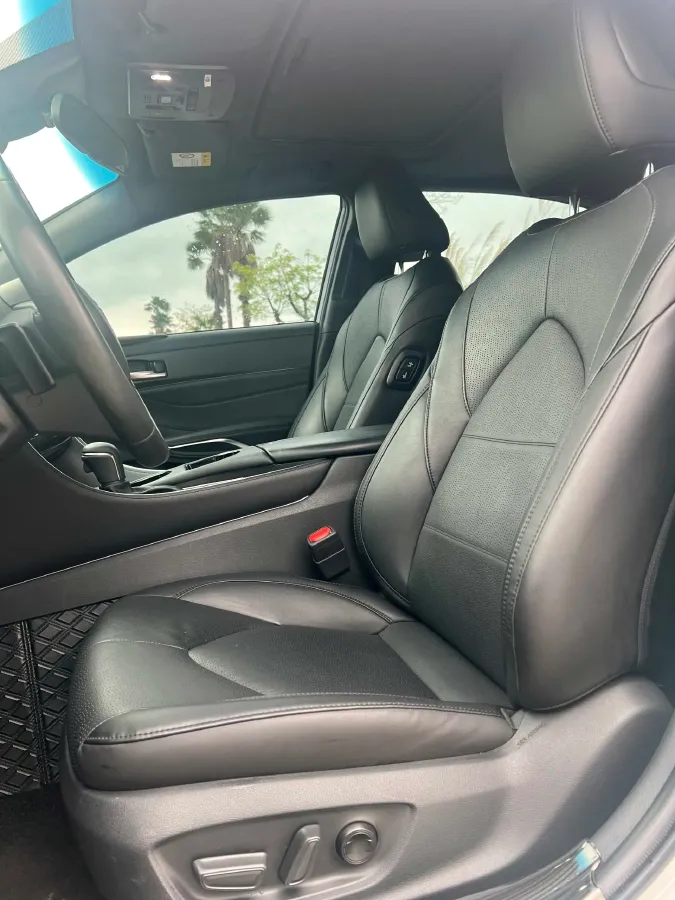 2022 Toyota Avalon 2.5L 209HP L4 8AT,autocango,china used car exporter,china ev exporter,chinese used car exporter,chinese used ev exporter