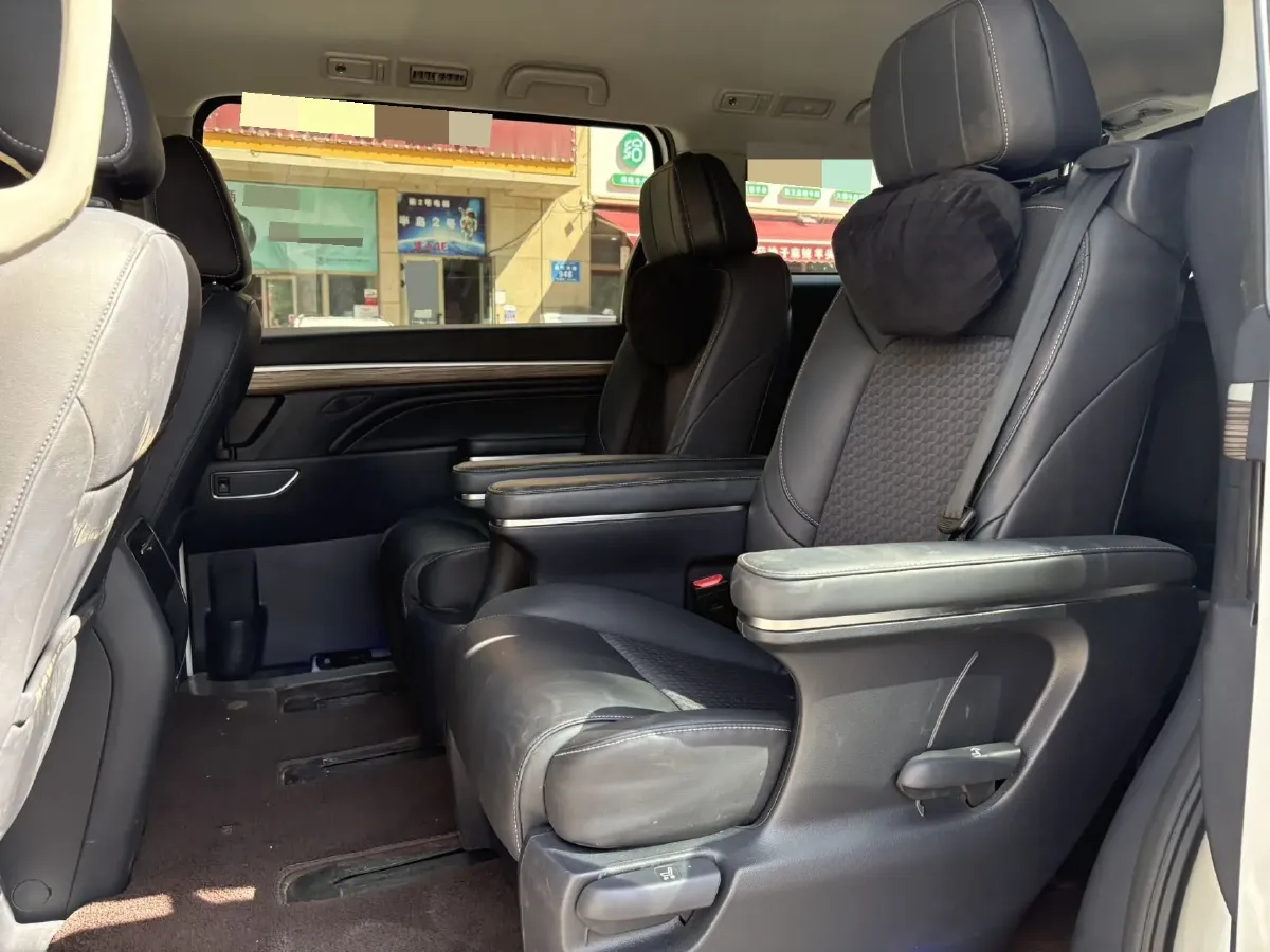 2023 GAC Trumpchi M8 2.0T 252HP L4 8AT,autocango,china used car exporter,china ev exporter,chinese used car exporter,chinese used ev exporter