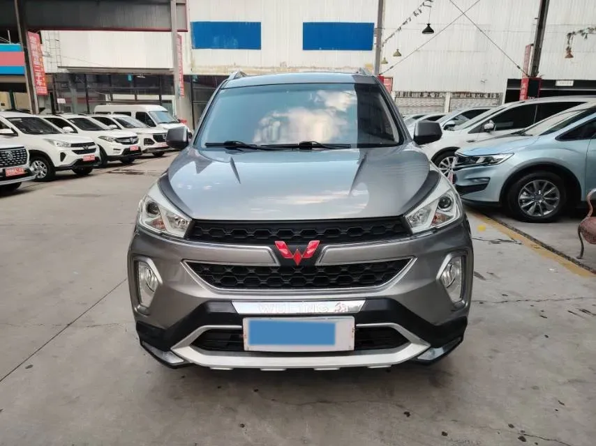 2018 WuLing HongGuang S3 1.5L 112HP L4 6MT,autocango,china used car exporter,china ev exporter,chinese used car exporter,chinese used ev exporter