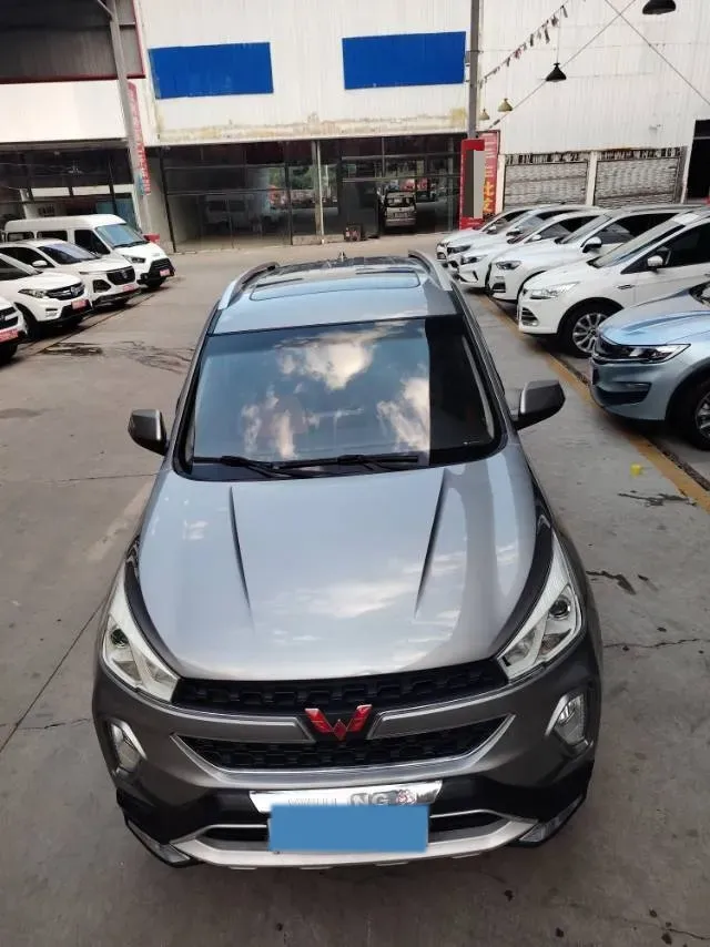 2018 WuLing HongGuang S3 1.5L 112HP L4 6MT,autocango,china used car exporter,china ev exporter,chinese used car exporter,chinese used ev exporter