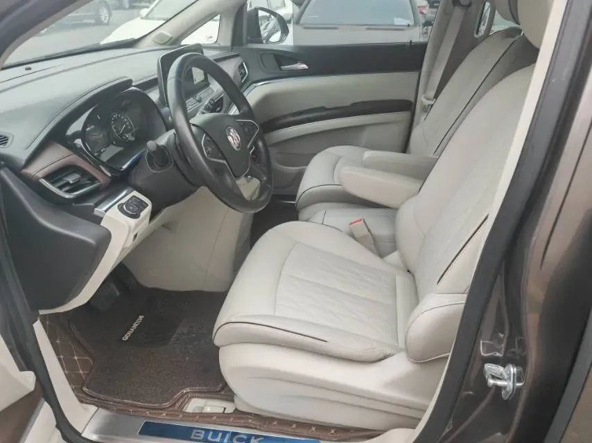 2021 Buick GL8 2.0T 237HP L4 9AT,autocango,china used car exporter,china ev exporter,chinese used car exporter,chinese used ev exporter