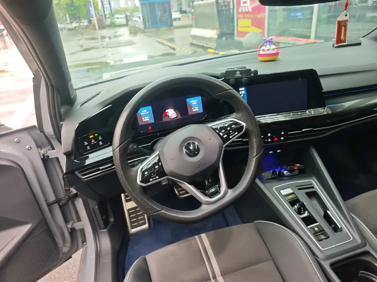 2023 Volkswagen Golf 1.4T 150HP L4 7DCT,autocango,china used car exporter,china ev exporter,chinese used car exporter,chinese used ev exporter