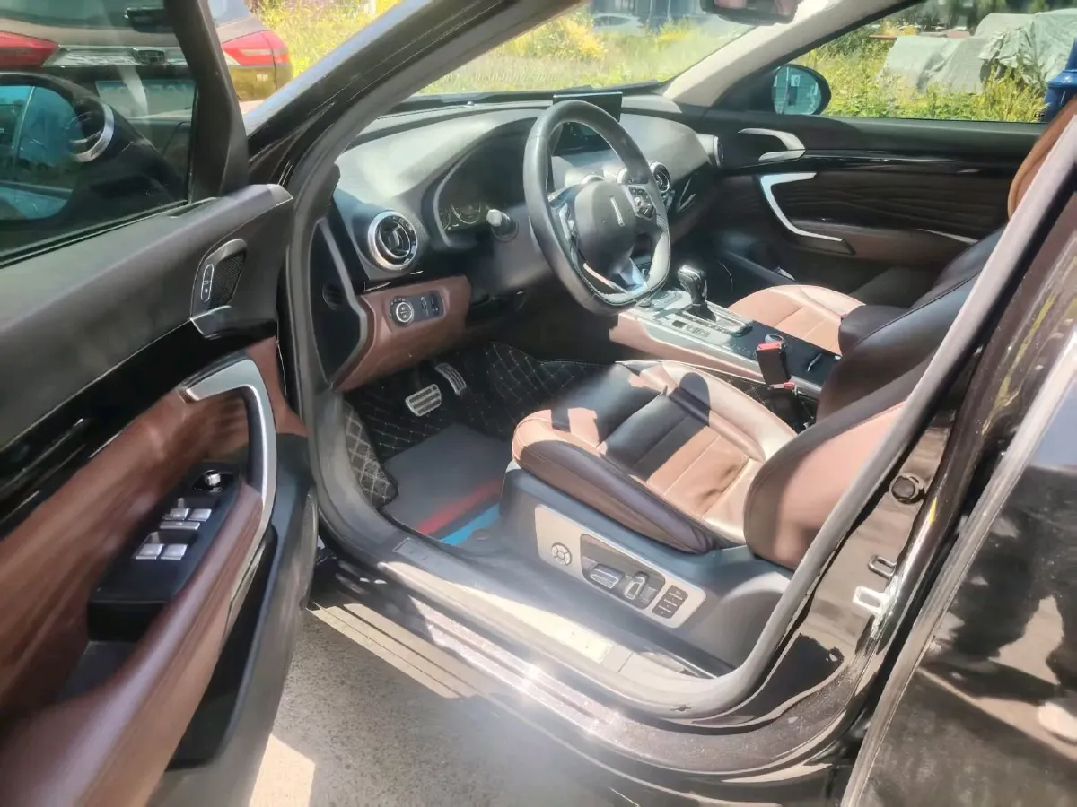 2018 WEY P8 2.0T 234HP L4 6DCT PHEV 12.96KWH,autocango,china used car exporter,china ev exporter,chinese used car exporter,chinese used ev exporter