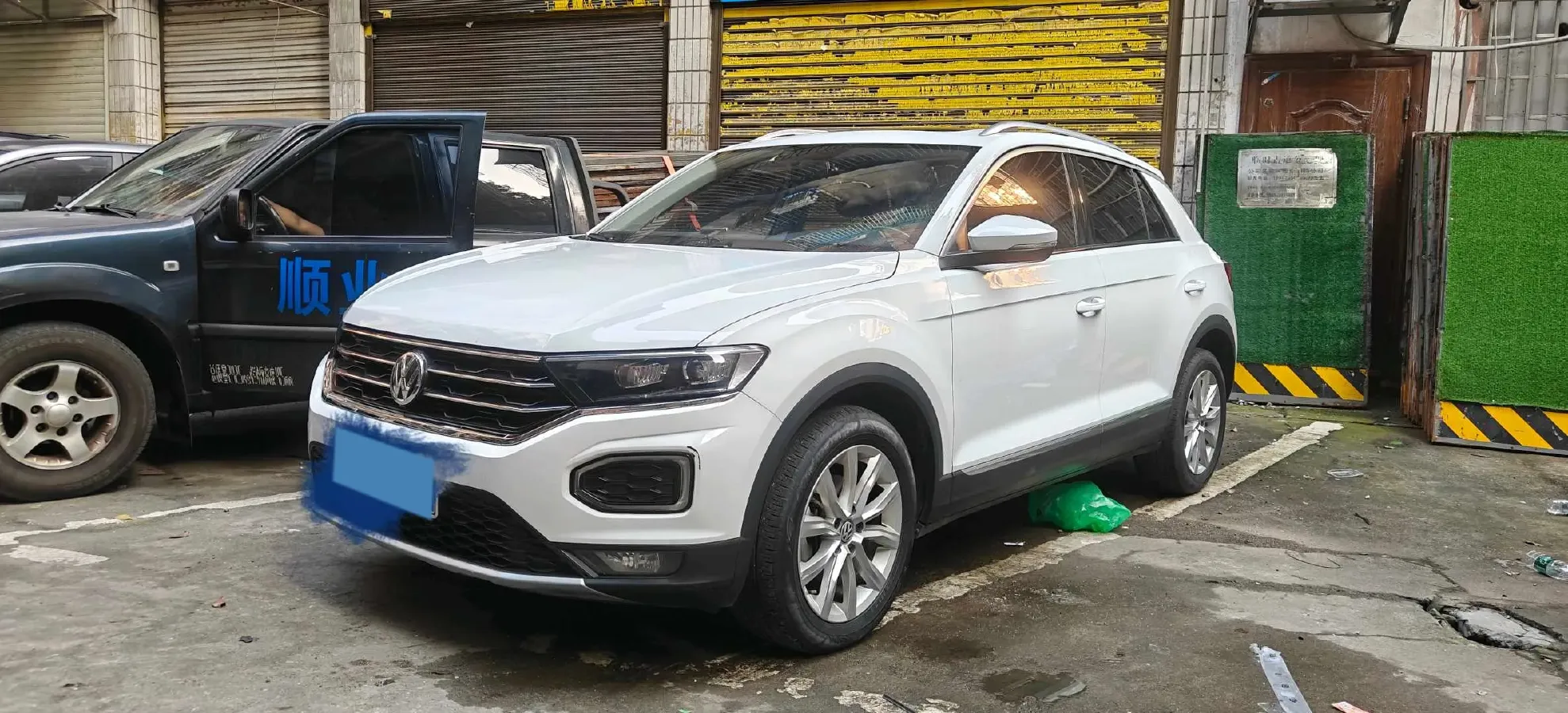 2019 Volkswagen T-Roc 1.4T 150HP L4 7DCT,autocango,china used car exporter,china ev exporter,chinese used car exporter,chinese used ev exporter