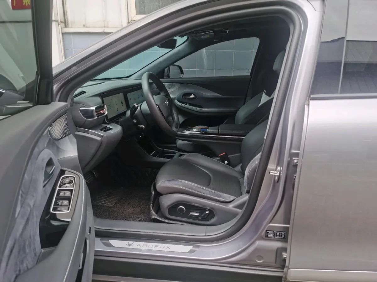 2021 ARCFOX αS BEV 94.5KWH,autocango,china used car exporter,china ev exporter,chinese used car exporter,chinese used ev exporter