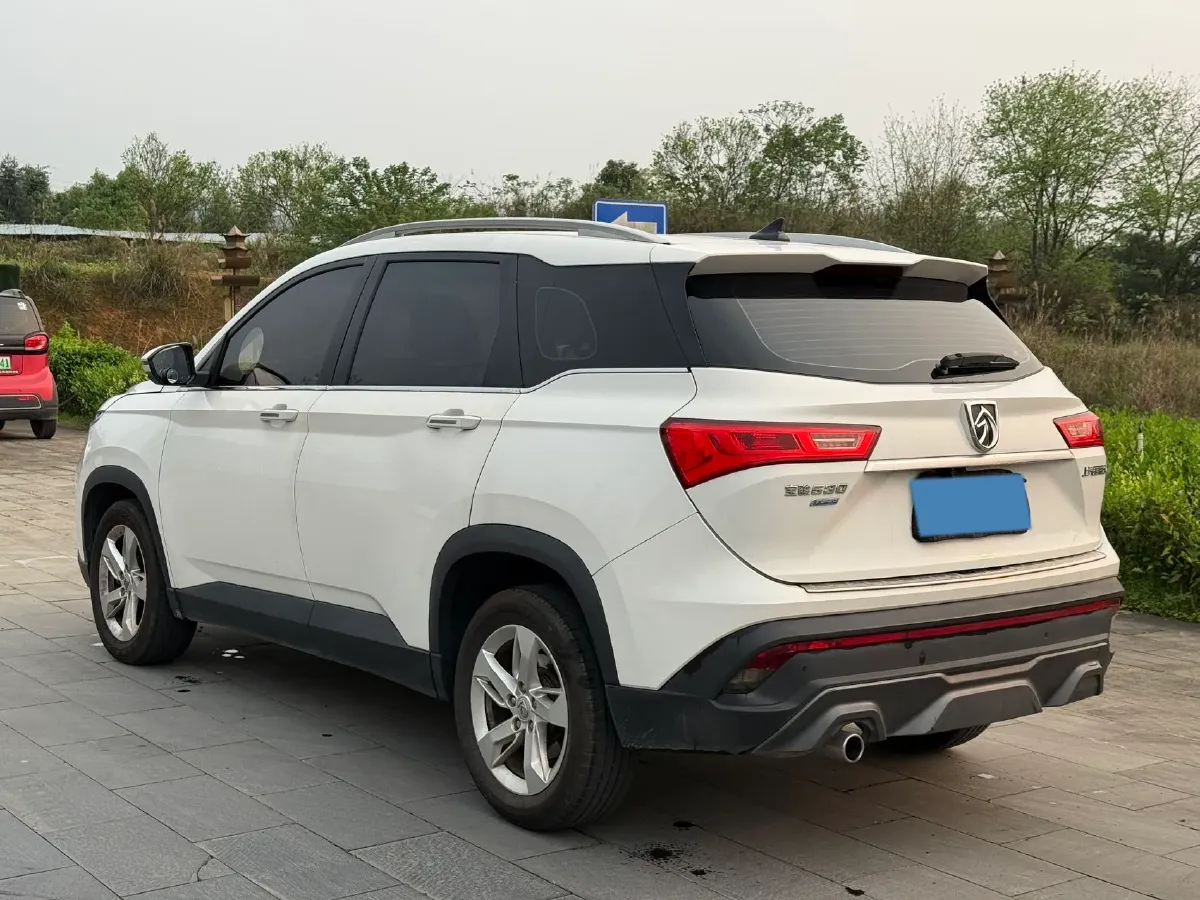 2019 BaoJun 530 1.5T 151HP L4 CVT,autocango,china used car exporter,china ev exporter,chinese used car exporter,chinese used ev exporter
