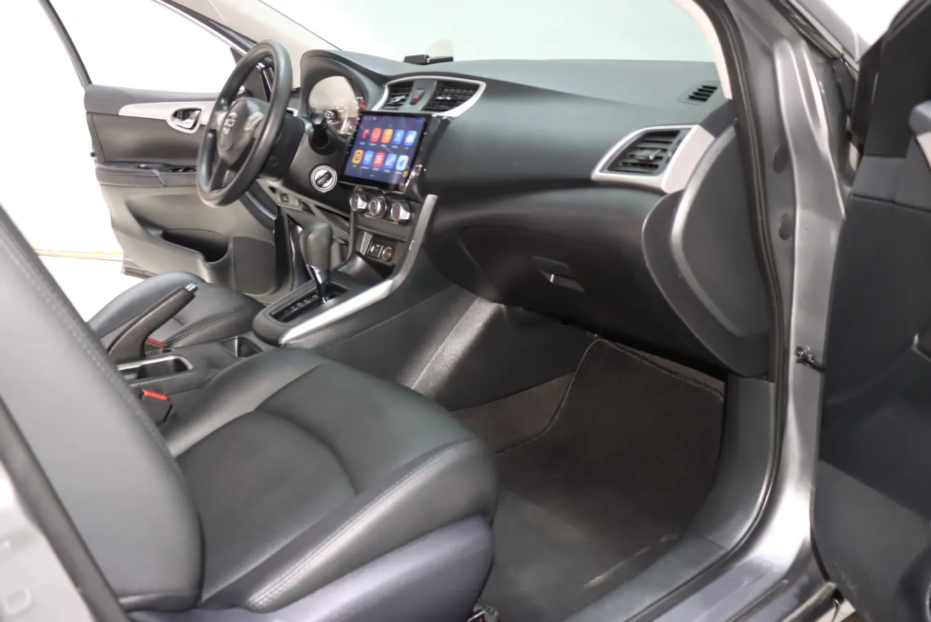 2019 Nissan Sylphy 1.6L 126HP L4 CVT,autocango,china used car exporter,china ev exporter,chinese used car exporter,chinese used ev exporter