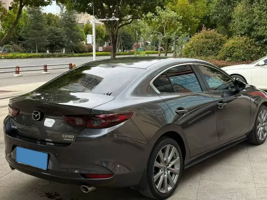 2022 Mazda 3 Axela 2.0L 158HP L4 6AT,autocango,china used car exporter,china ev exporter,chinese used car exporter,chinese used ev exporter