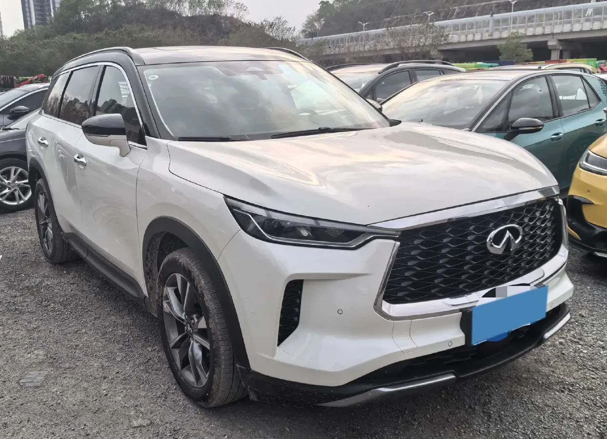 2024 Infiniti QX60 2.0T 252HP L4 9AT,autocango,china used car exporter,china ev exporter,chinese used car exporter,chinese used ev exporter