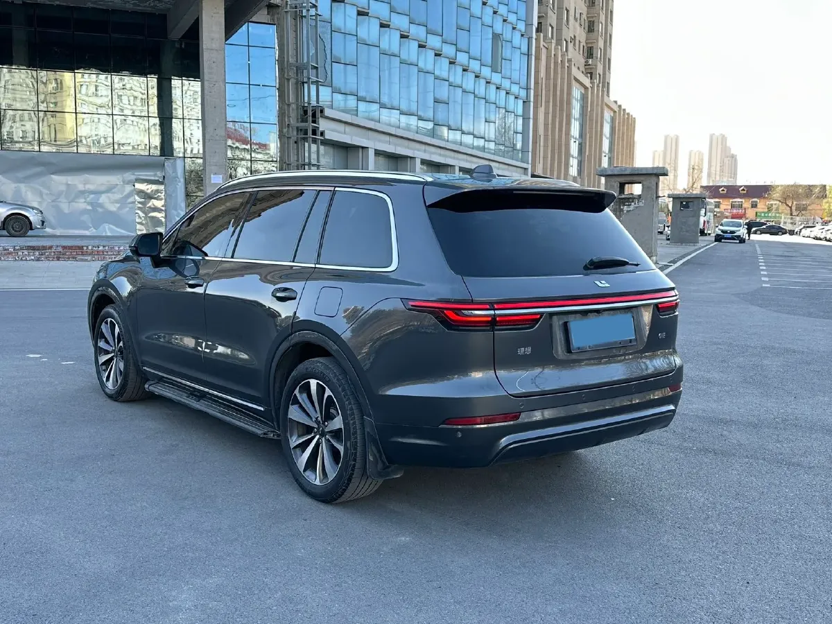 2020 Li ONE Range Extended 131HP REEV 40.5KWH,autocango,china used car exporter,china ev exporter,chinese used car exporter,chinese used ev exporter