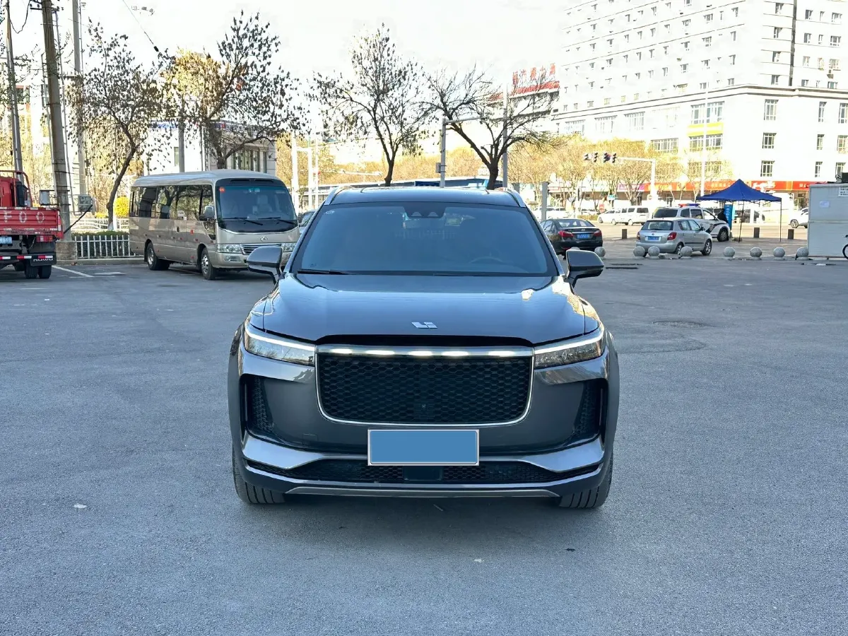 2020 Li ONE Range Extended 131HP REEV 40.5KWH,autocango,china used car exporter,china ev exporter,chinese used car exporter,chinese used ev exporter