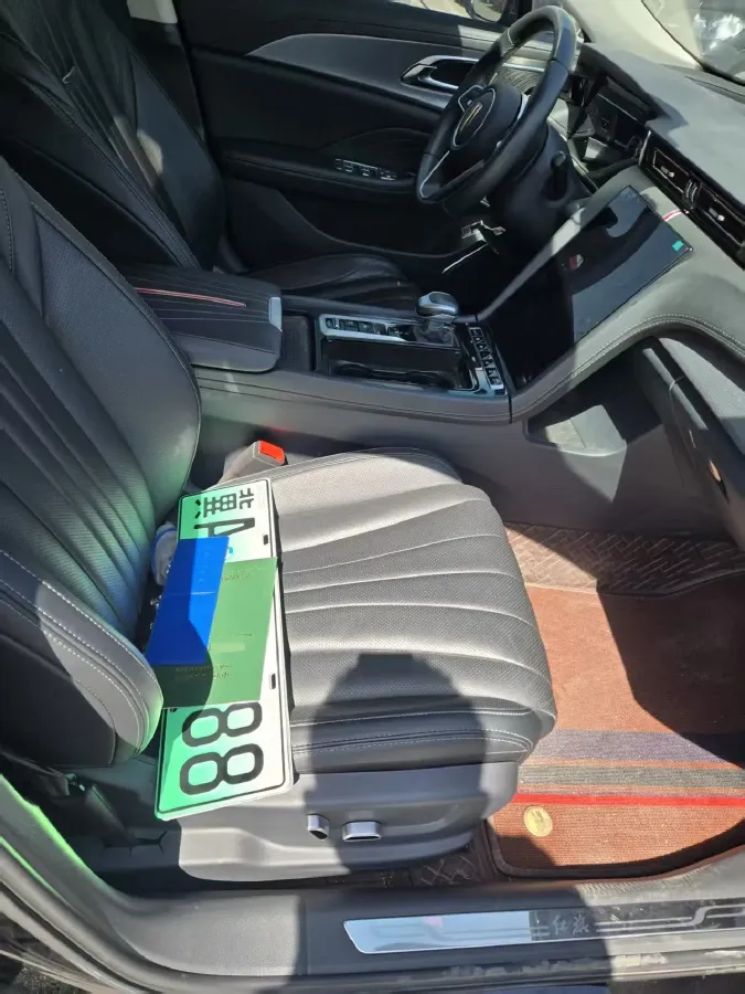 2024 HongQi H5 2.0T 224HP L4 8AT,autocango,china used car exporter,china ev exporter,chinese used car exporter,chinese used ev exporter