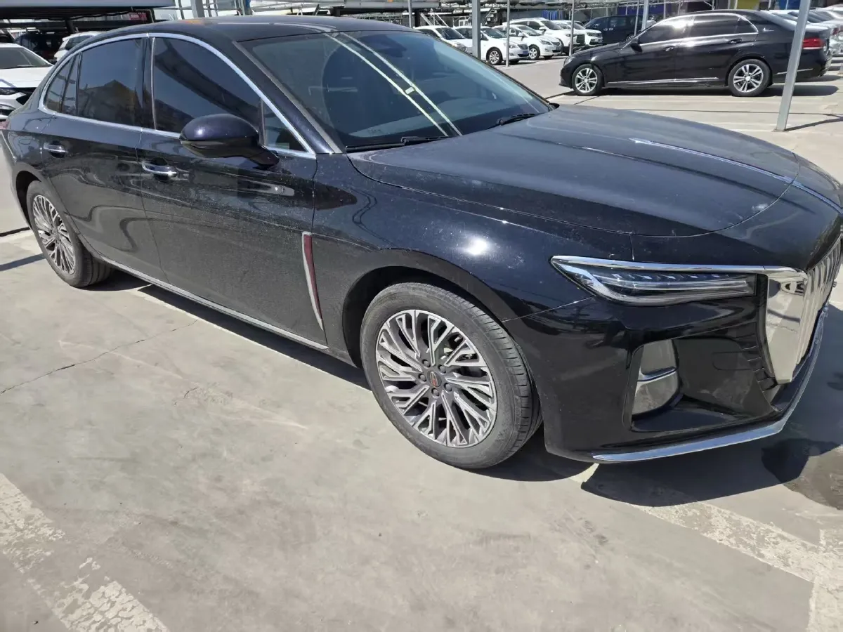 2024 HongQi H5 2.0T 224HP L4 8AT,autocango,china used car exporter,china ev exporter,chinese used car exporter,chinese used ev exporter