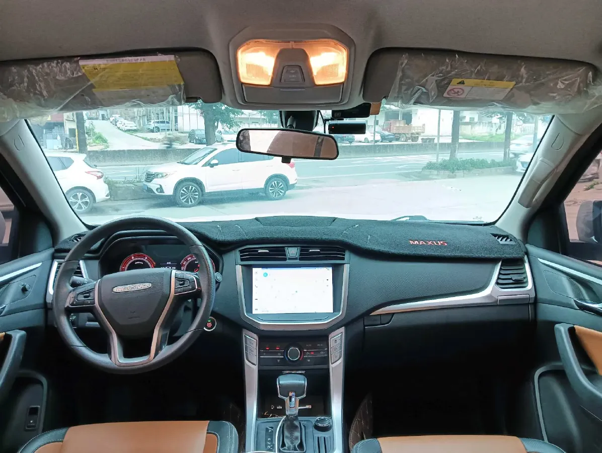 2021 MAXUS T70 2.0T 163HP L4 6AT,autocango,china used car exporter,china ev exporter,chinese used car exporter,chinese used ev exporter