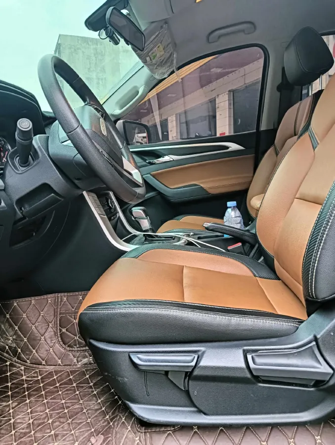 2021 MAXUS T70 2.0T 163HP L4 6AT,autocango,china used car exporter,china ev exporter,chinese used car exporter,chinese used ev exporter