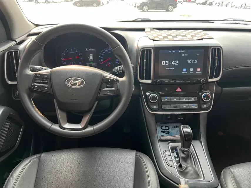 2019 Hyundai ix35 2.0L 160HP L4 6AT,autocango,china used car exporter,china ev exporter,chinese used car exporter,chinese used ev exporter