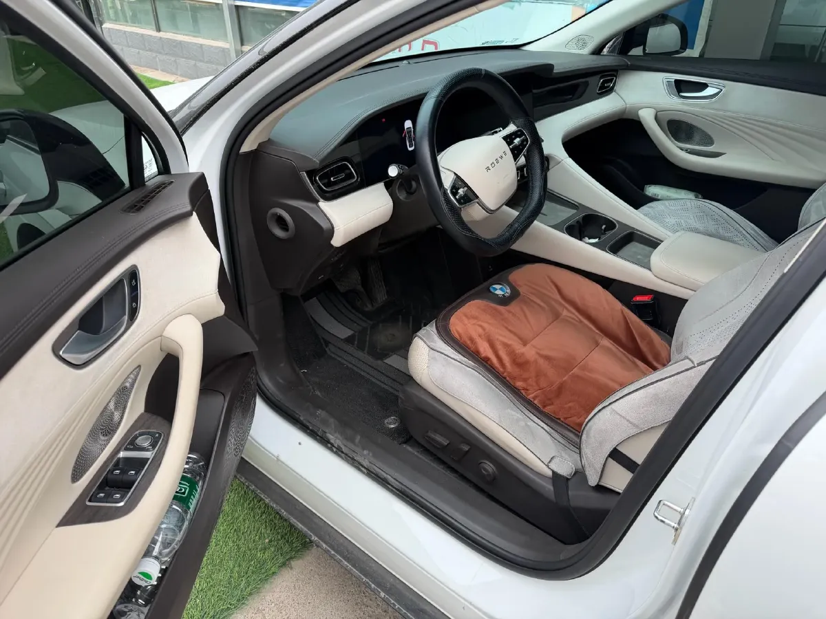 2023 Roewe D7 1.5L 112HP L4 1DHT PHEV 21.4KWH,autocango,china used car exporter,china ev exporter,chinese used car exporter,chinese used ev exporter