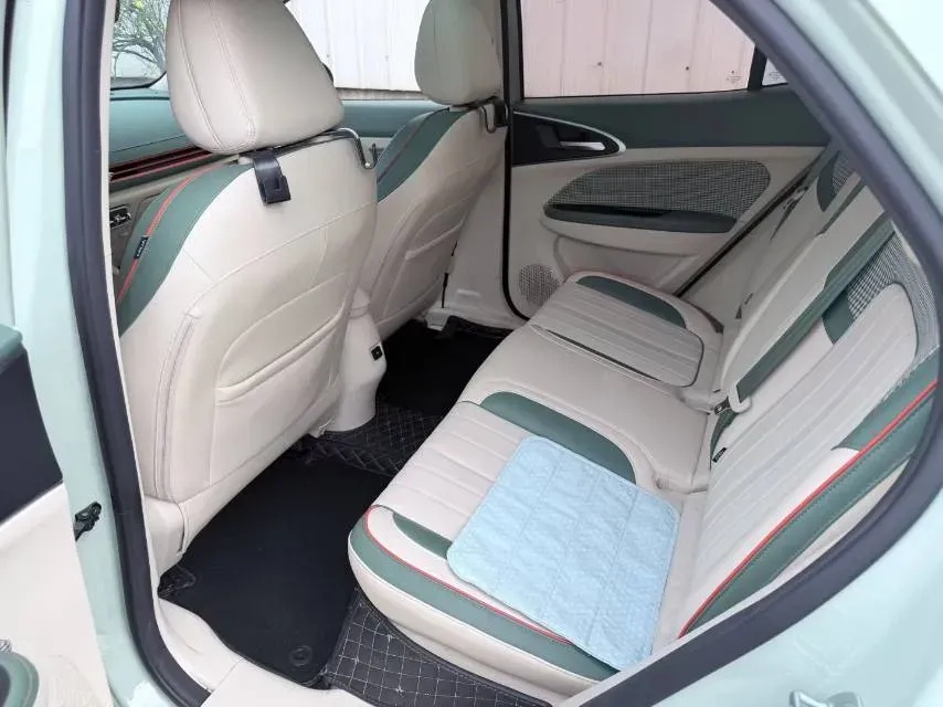 2022 ChangAn CS75 Plus 1.5T 178HP L4 6AT,autocango,china used car exporter,china ev exporter,chinese used car exporter,chinese used ev exporter