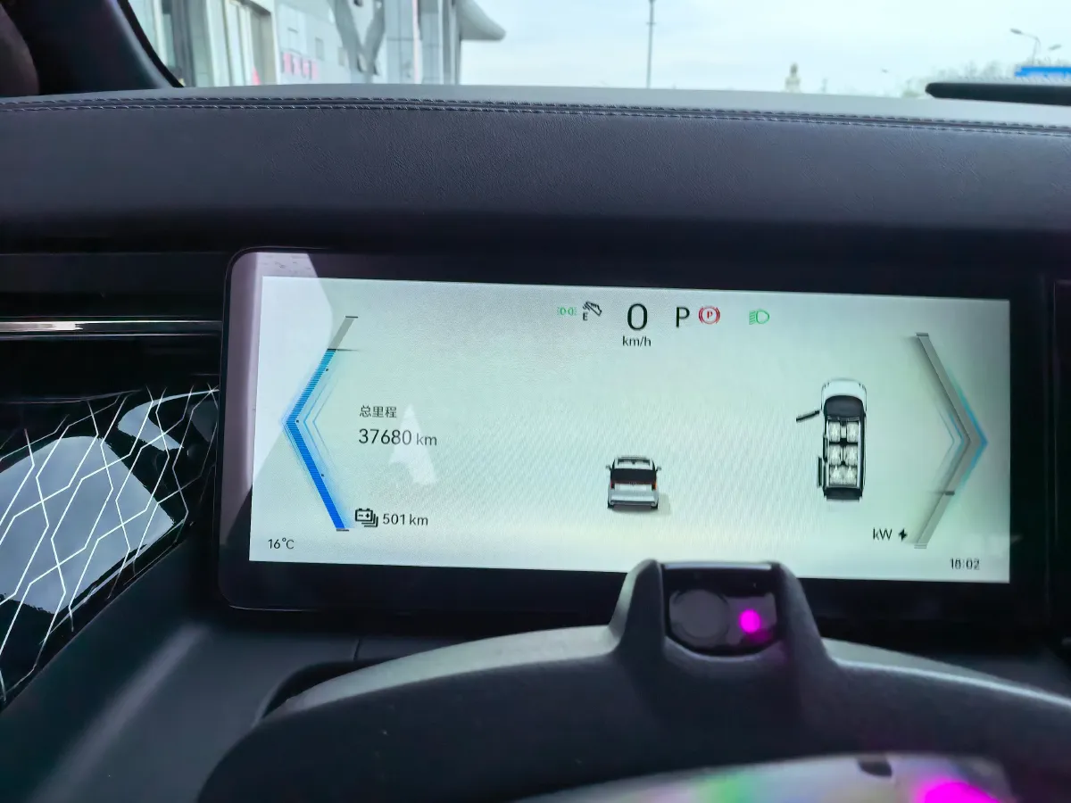 2022 Zeekr 009 BEV 116KWH,autocango,china used car exporter,china ev exporter,chinese used car exporter,chinese used ev exporter