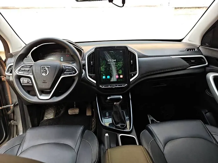 2020 BaoJun RC-5 1.5T 147HP L4 CVT,autocango,china used car exporter,china ev exporter,chinese used car exporter,chinese used ev exporter