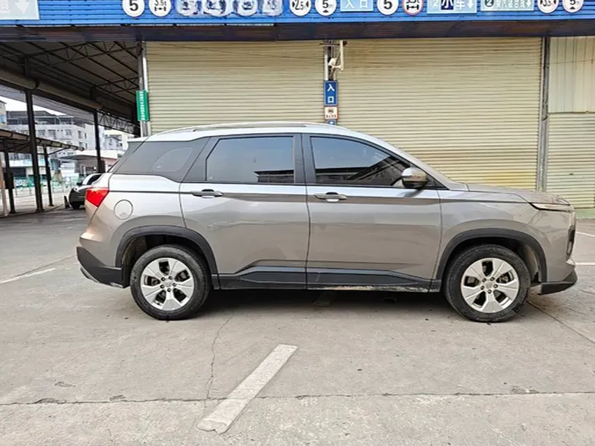 2020 BaoJun RC-5 1.5T 147HP L4 CVT,autocango,china used car exporter,china ev exporter,chinese used car exporter,chinese used ev exporter