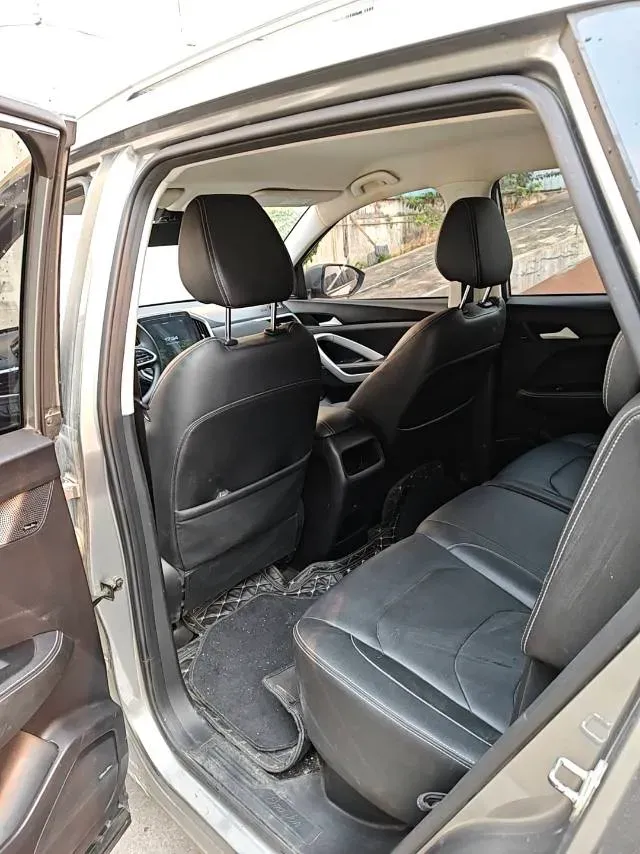 2020 BaoJun RC-5 1.5T 147HP L4 CVT,autocango,china used car exporter,china ev exporter,chinese used car exporter,chinese used ev exporter