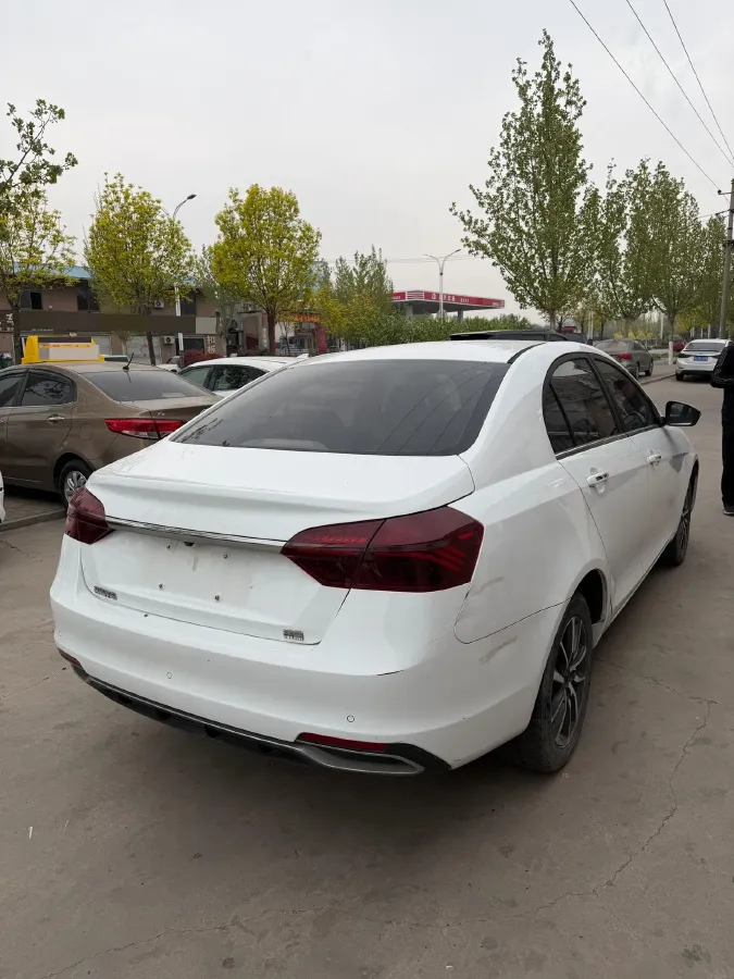 2019 Geely Emgrand 1.5L 109HP L4 5MT,autocango,china used car exporter,china ev exporter,chinese used car exporter,chinese used ev exporter