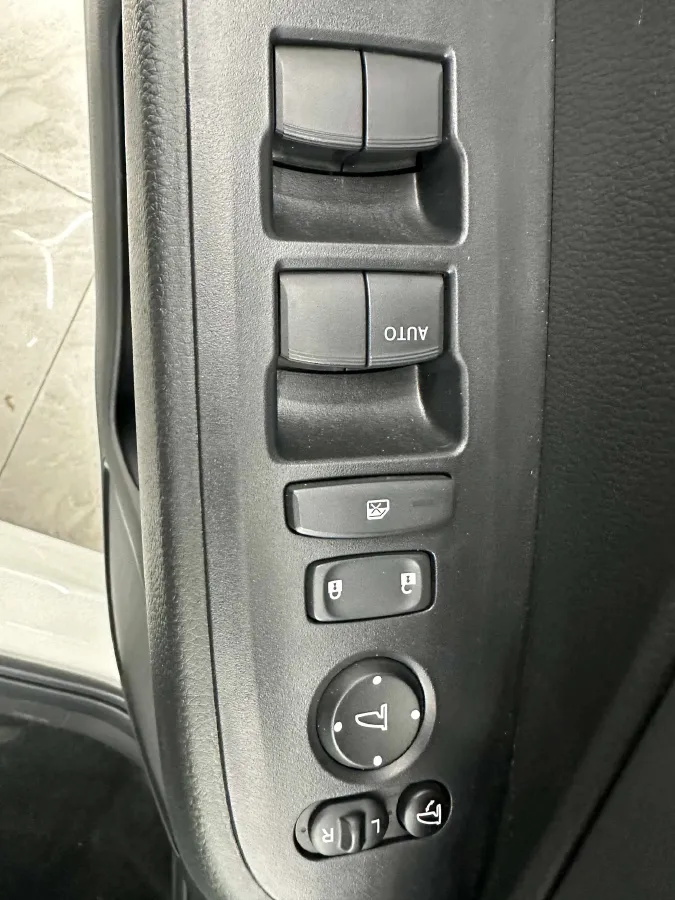 2023 Honda XR-V 1.5L 124HP L4 CVT,autocango,china used car exporter,china ev exporter,chinese used car exporter,chinese used ev exporter