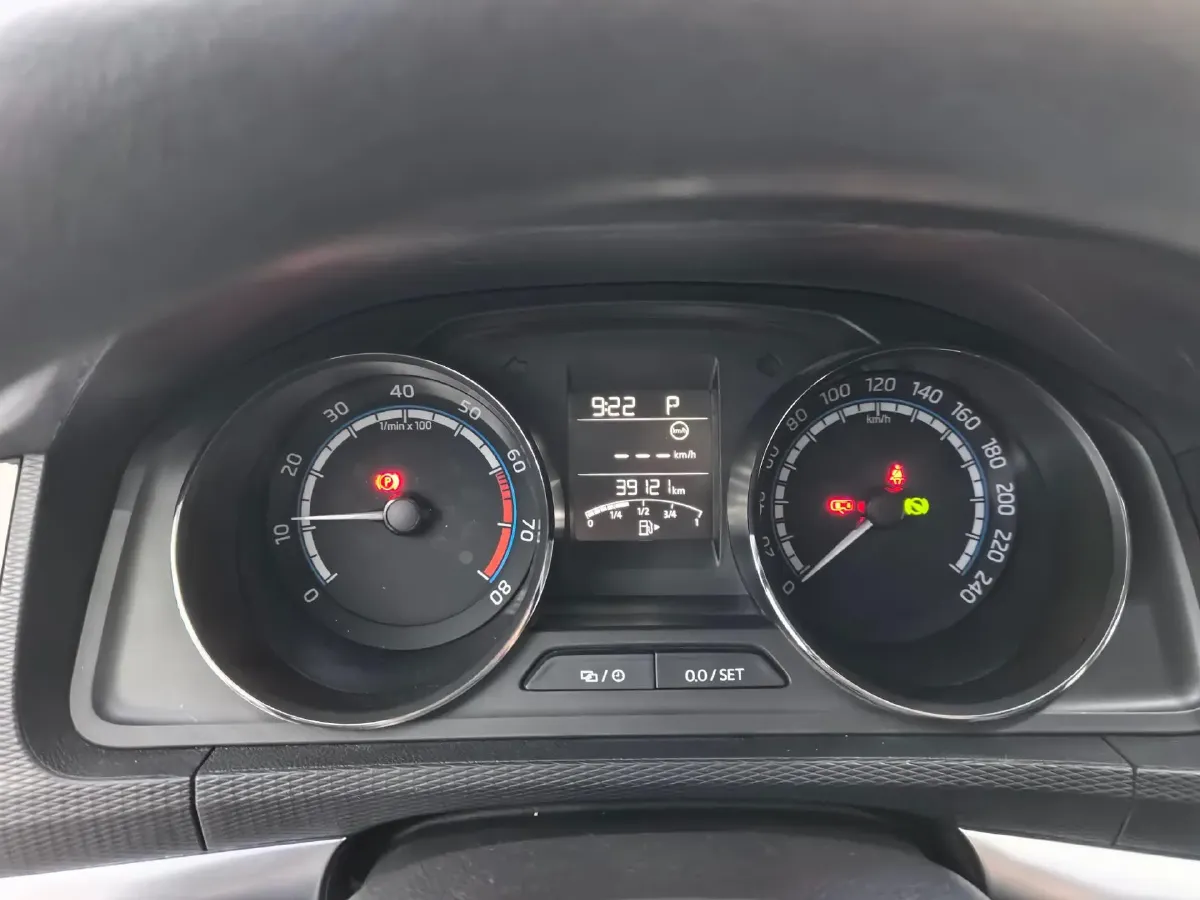 2020 Skoda Kamiq 1.5L 112HP L4 6AT,autocango,china used car exporter,china ev exporter,chinese used car exporter,chinese used ev exporter