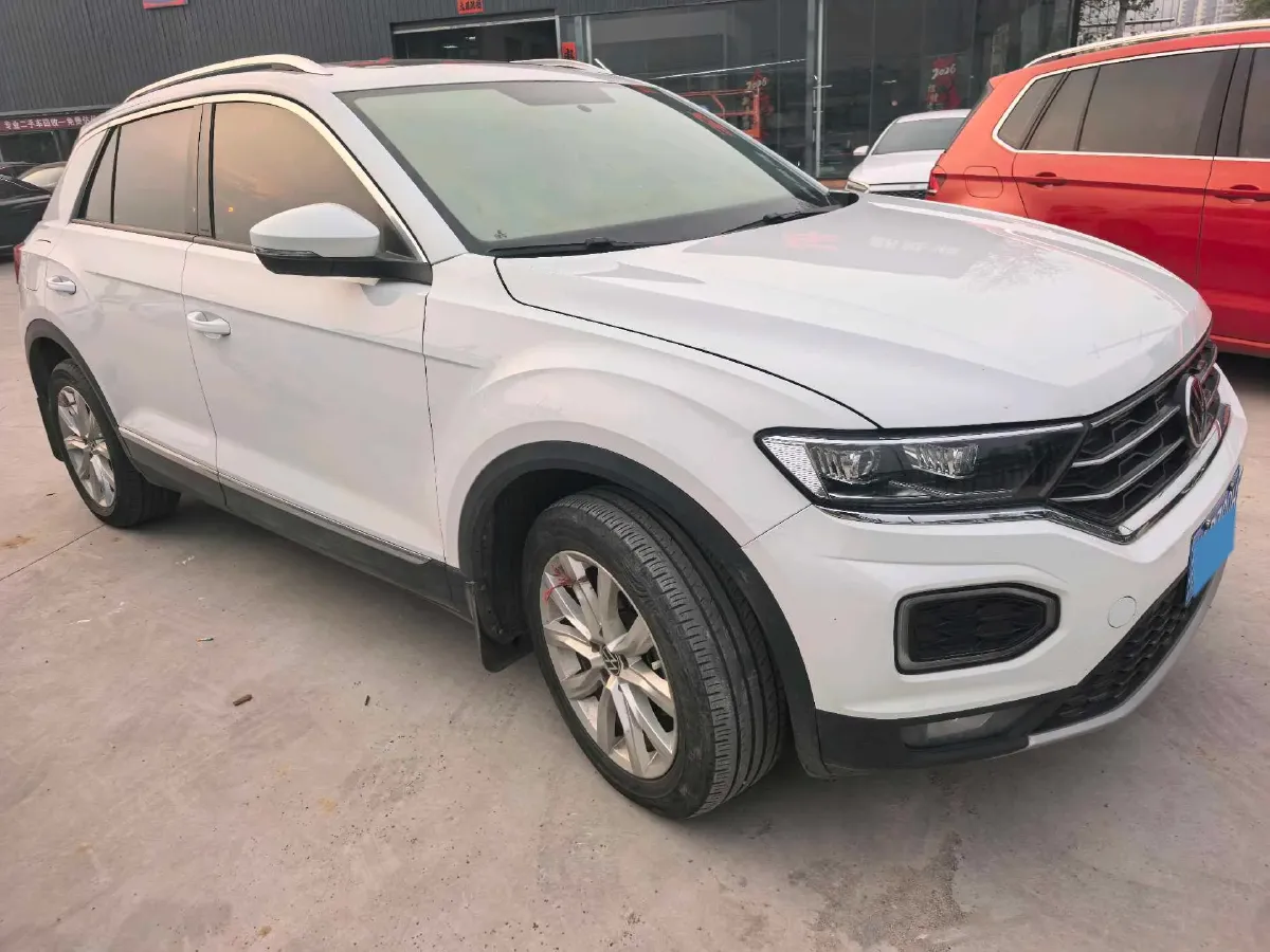 2022 Volkswagen T-Roc 1.4T 150HP L4 7DCT,autocango,china used car exporter,china ev exporter,chinese used car exporter,chinese used ev exporter